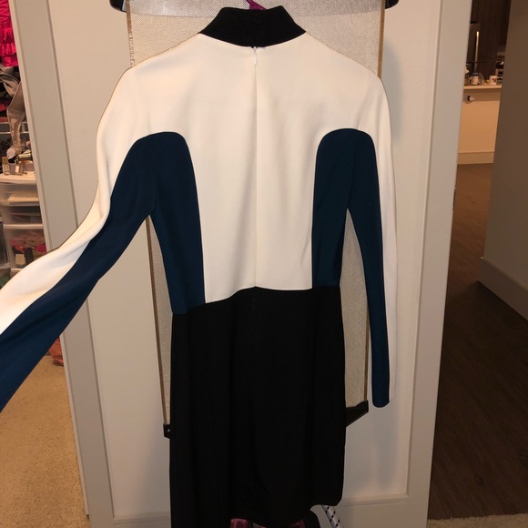 Beautiful Fendi dress - Picture 3 of 8